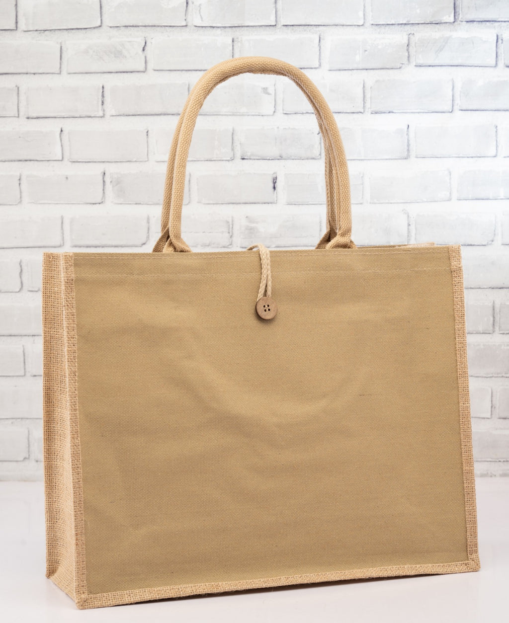 A3 jute bags with smooth beige sides